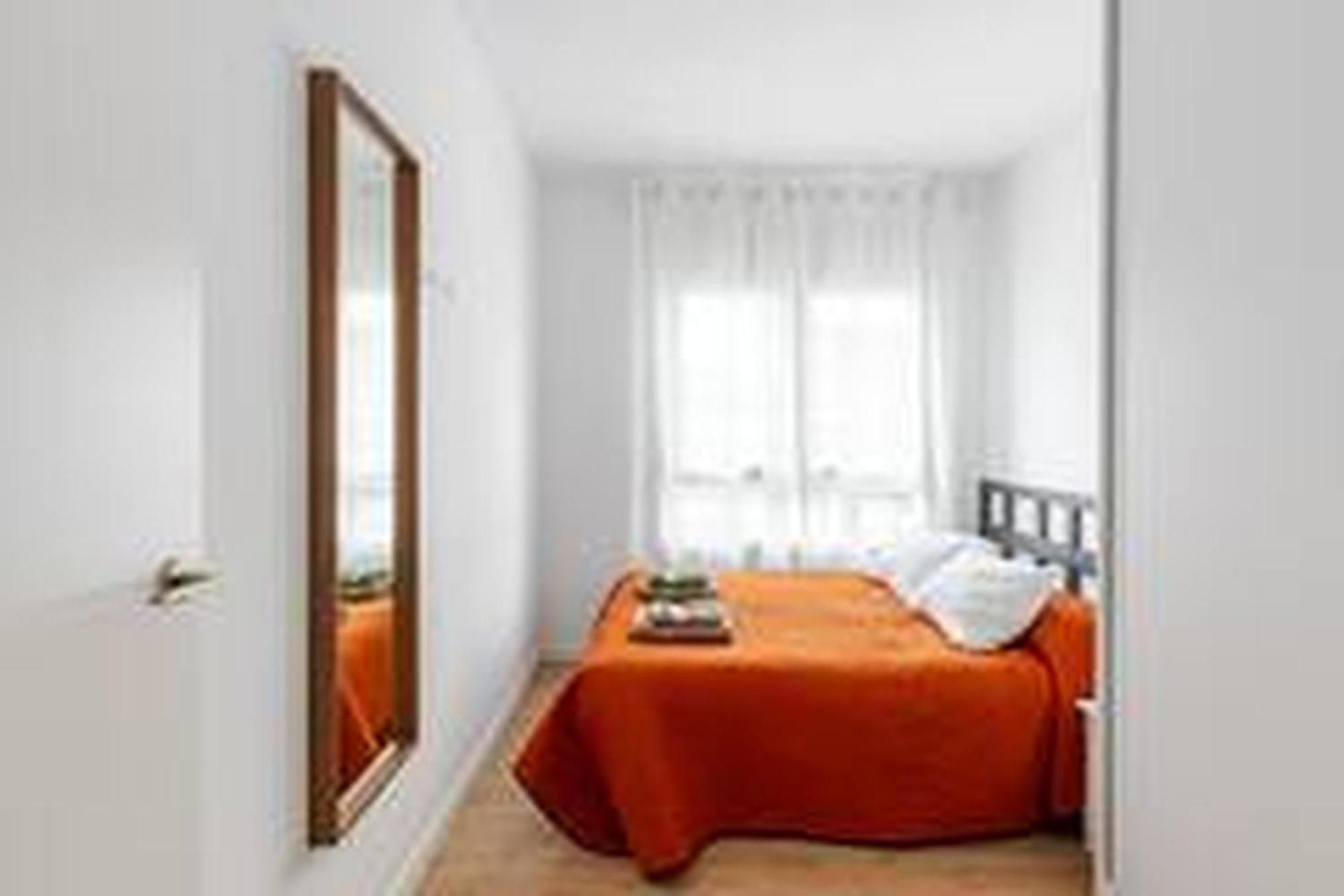 Apartamentos Nuevo Con Aire Y Wifi Águilas Esterno foto